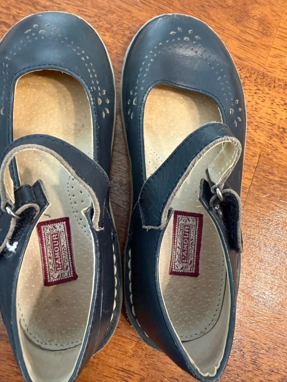 L'Amour Antonia Girls Mary Jane Shoes Navy Blue Leather Perforated School Size 1